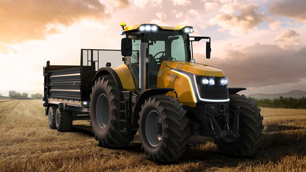 Traktor-Scheinwerfer, Riesige Maschine Mit Light Equipment Auch